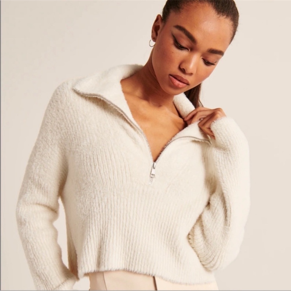 Abercrombie & Fitch Soft A&F Collection Half Zip Eyelash Pullover - Cream